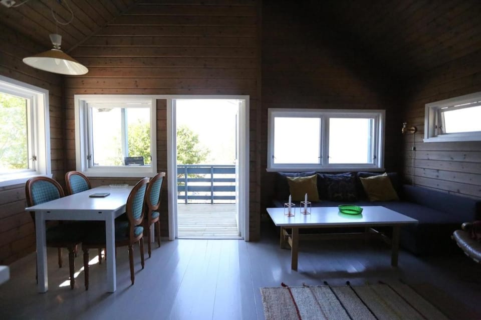 Cabin "Plum" in beautiful Hardanger Cabin in Vestland