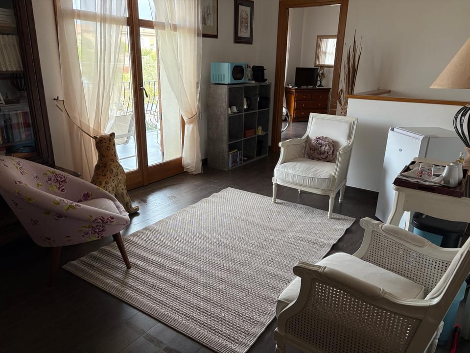 Seating area