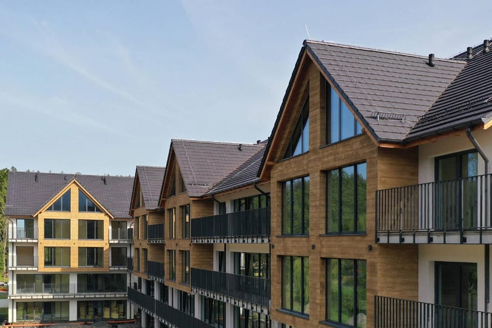 Property building, Day