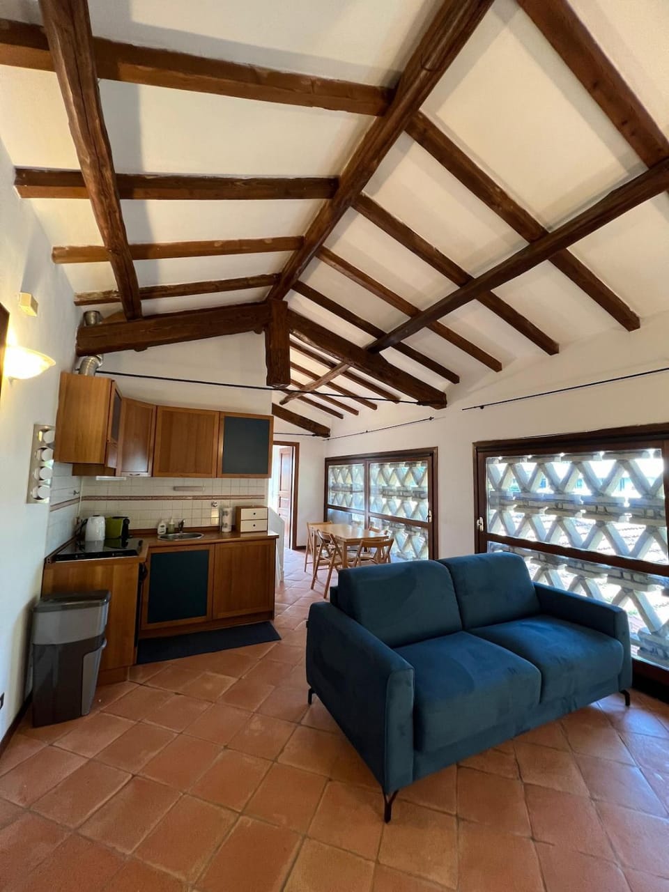 Kitchen or kitchenette, Seating area