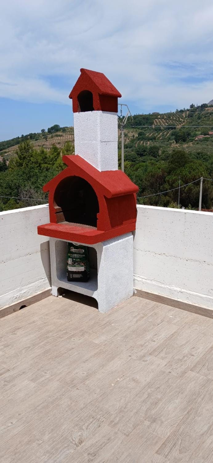 BBQ facilities, Balcony/Terrace, Mountain view