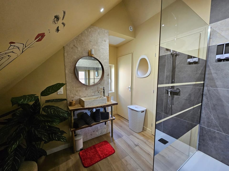 Shower, Bathroom, Decorative detail, hair dryier, towels