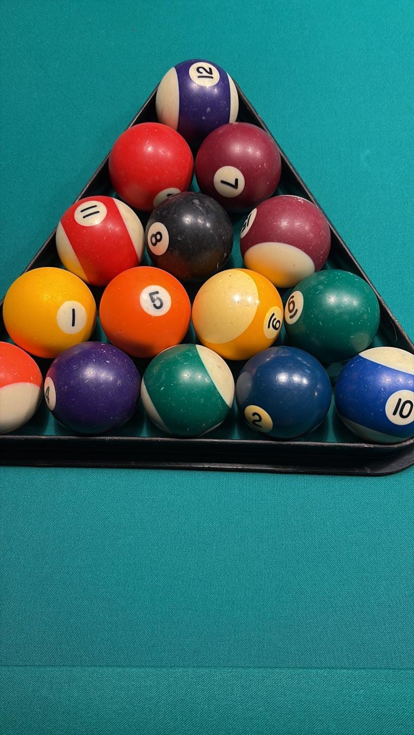 Billiard, Game Room