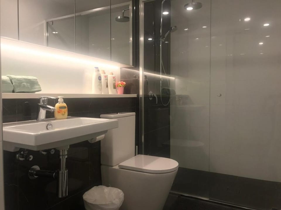 Cozy 1B Skytower Escape-Pool and Gym C3 Apartment in Kangaroo Point