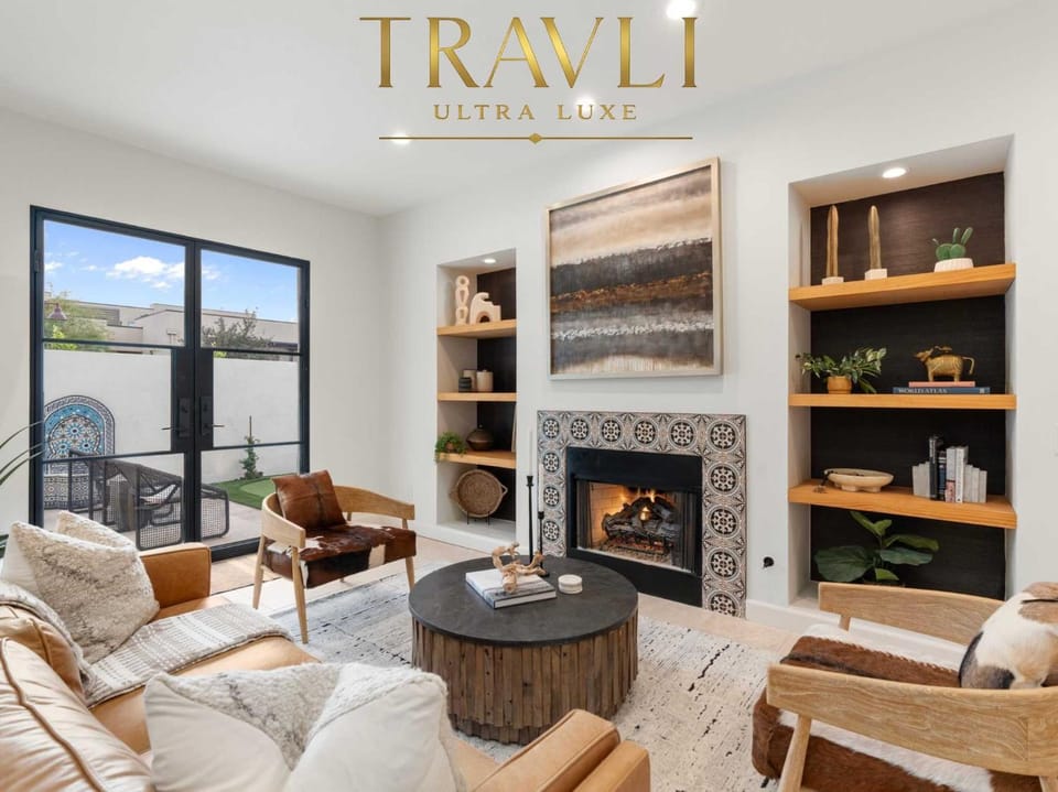 The Casa Del Sol Experience - Old Town Villa House in Paradise Valley