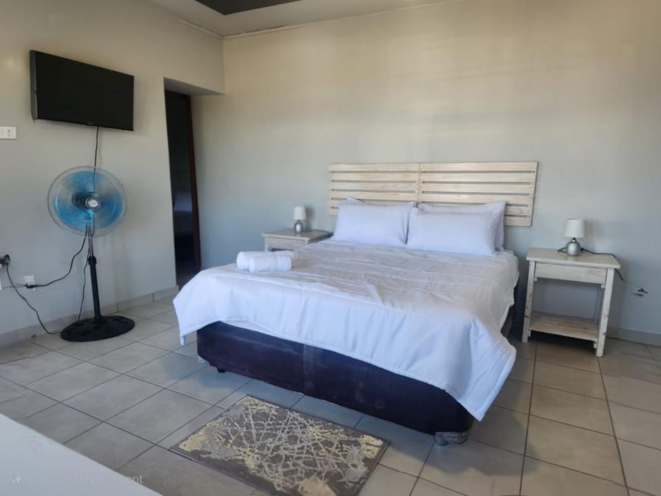 Bed, TV and multimedia