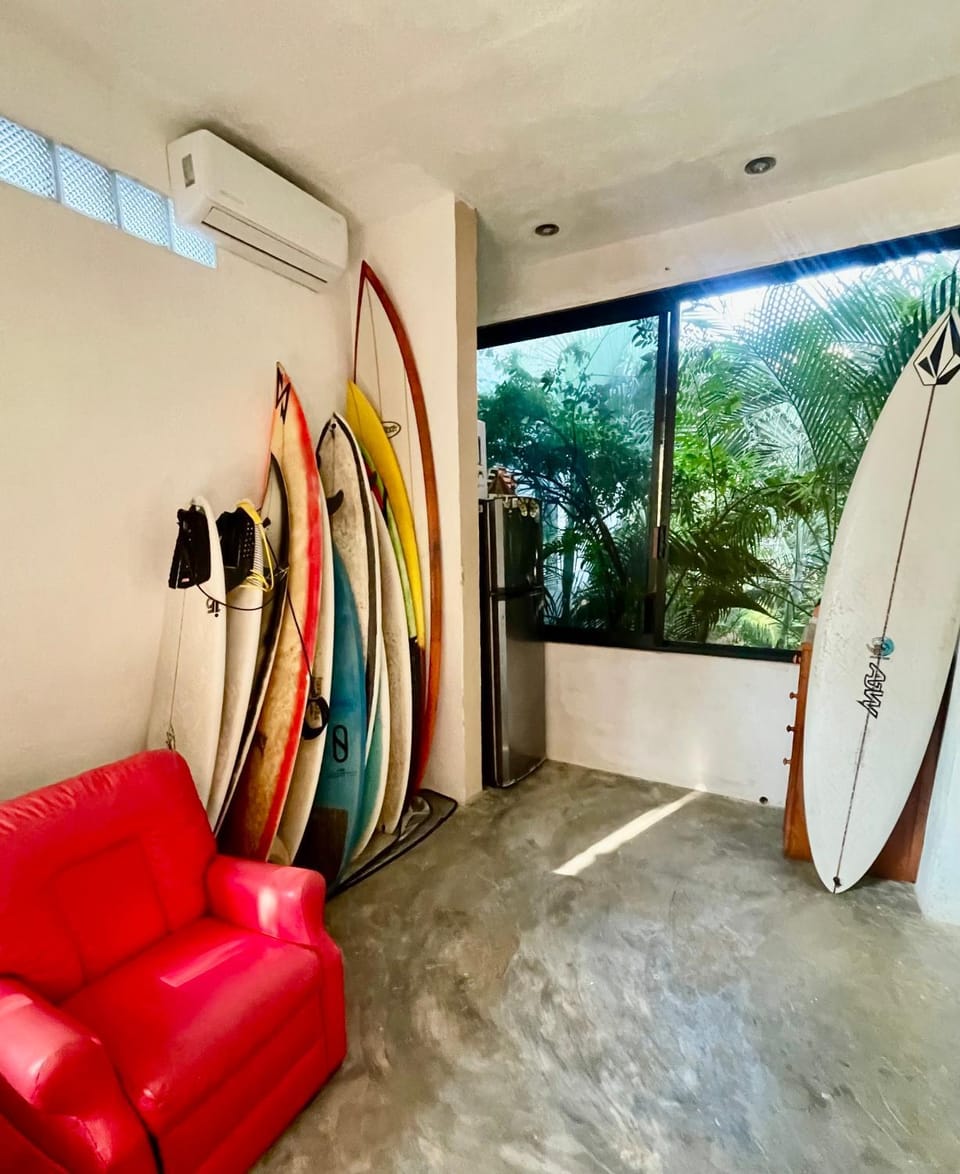 La Punta SurfHouse AC Starlink Apartment in Brisas de Zicatela
