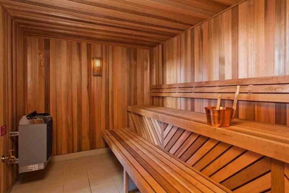 Comfort Redefined Prime 1BR in the Heart of CBD C14 Apartment in Brisbane City