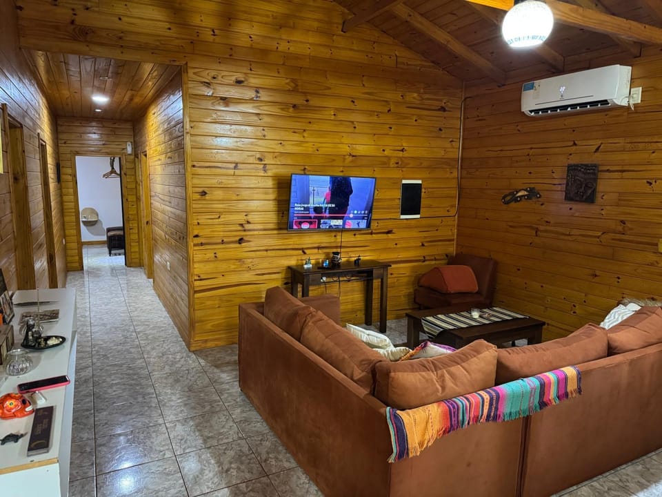 TV and multimedia, Living room, air conditioner