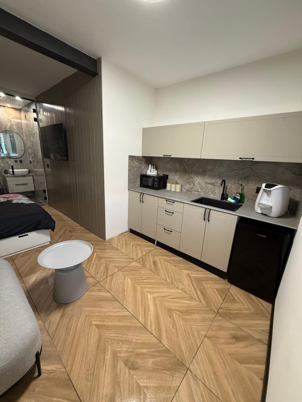 מיני גן עדן עם גקוזי יש מקלט ליד Apartment in Haifa