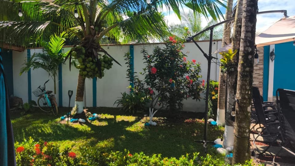 Alma y Paz Beach House House in Esterillos Este