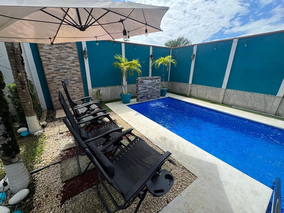 Alma y Paz Beach House House in Esterillos Este
