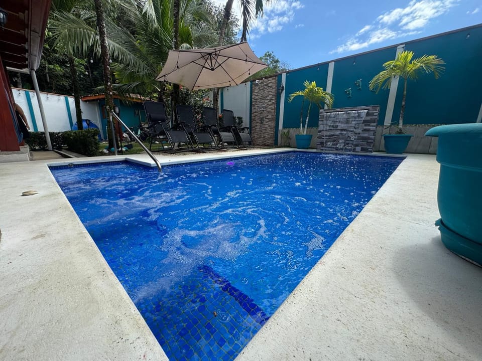 Alma y Paz Beach House House in Esterillos Este