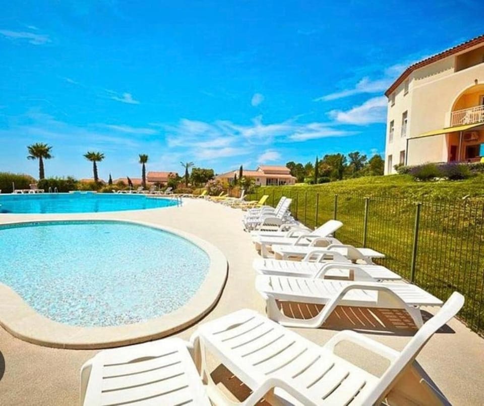 Villa T2 Domaine de Manon House in French Riviera
