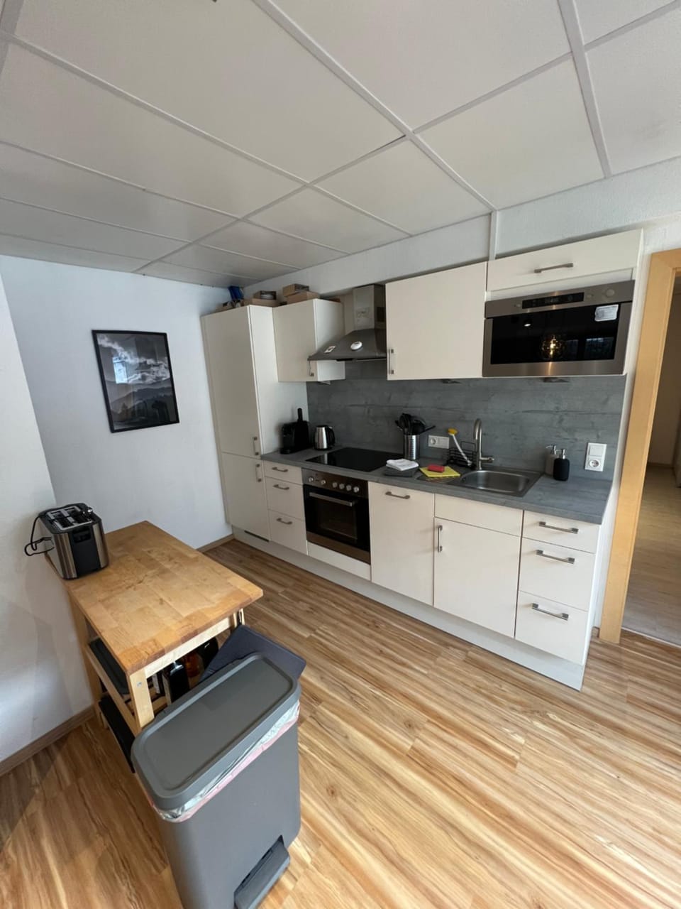 Kitchen or kitchenette