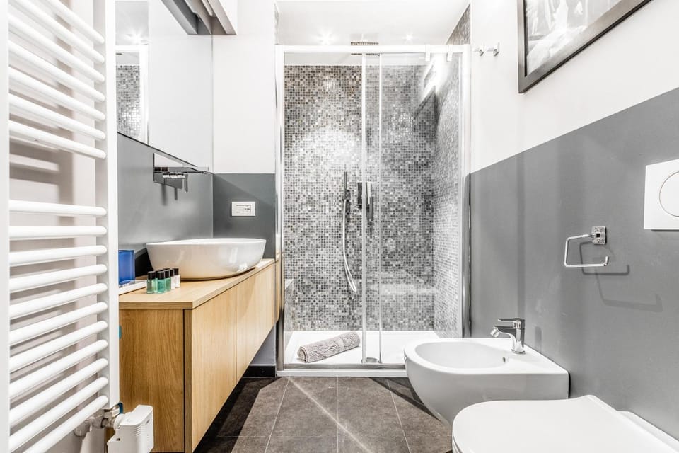 Shower, Bathroom