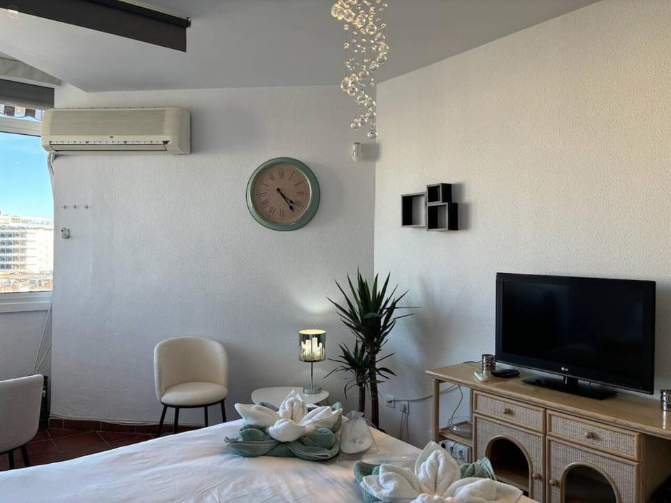 Zenith - Hypercenter - Seaview Apartment in Torremolinos