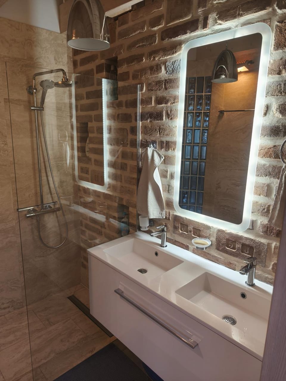 Shower, Bathroom