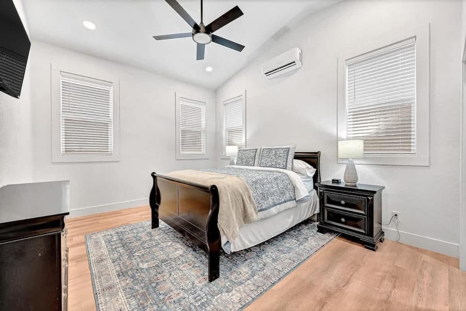 Decca's Guesthouse House in Siloam Springs