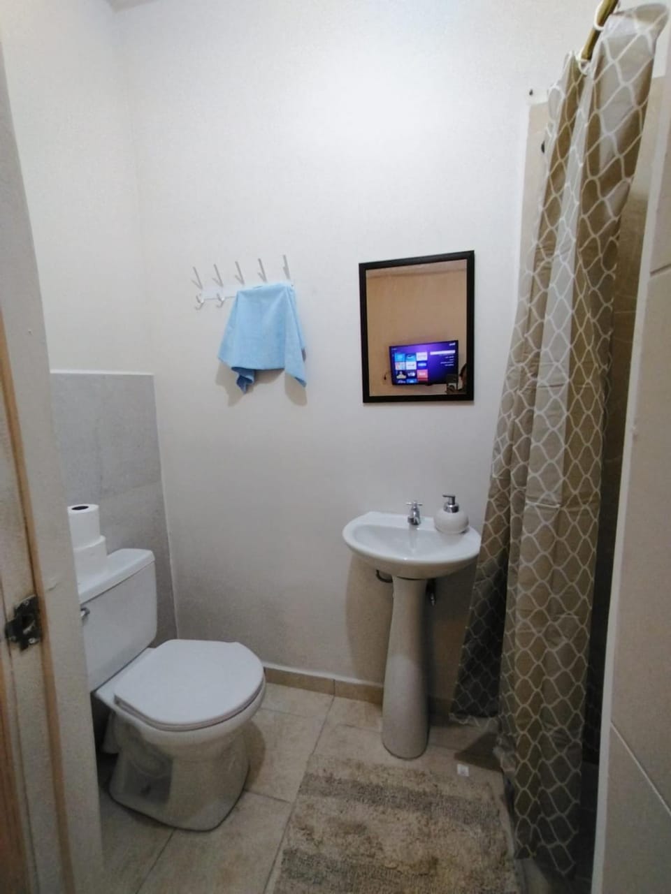 Habitación Privada No 2 Residencial Villa de las Hadas Zona Sur Apartment in Tegucigalpa