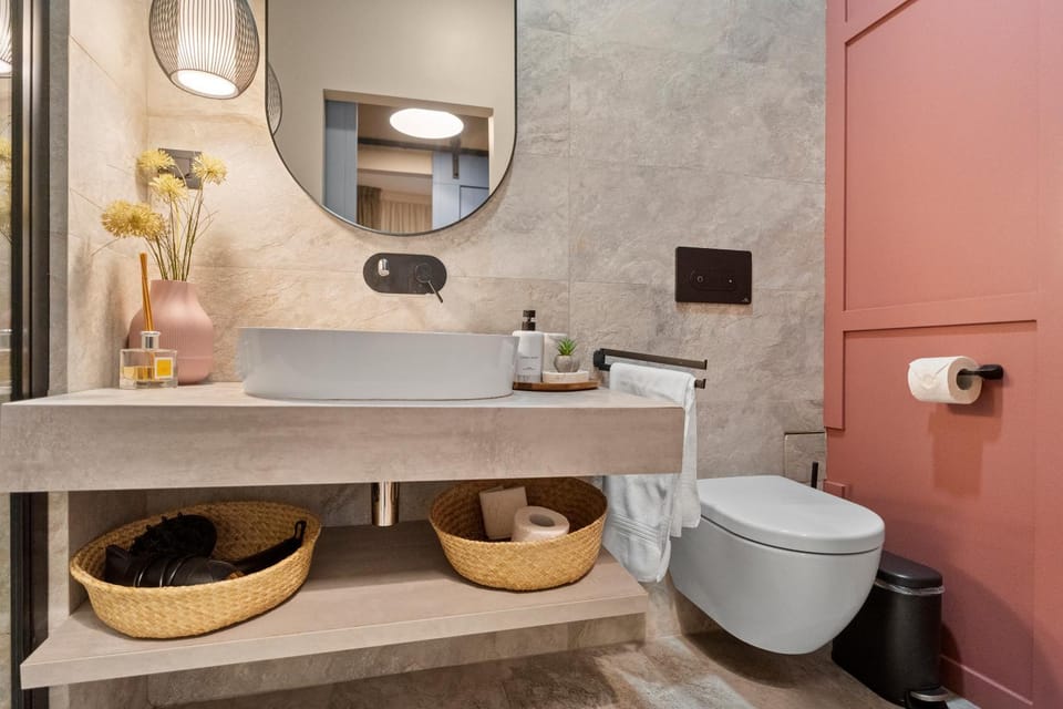 Shower, Toilet, Bathroom, hair dryier, towels