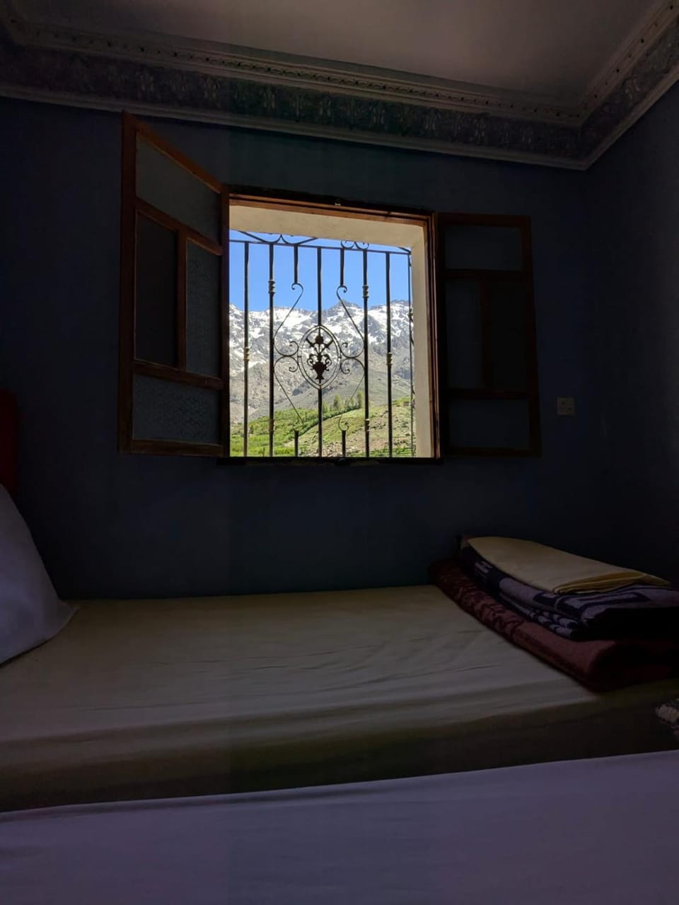 Property building, Photo of the whole room