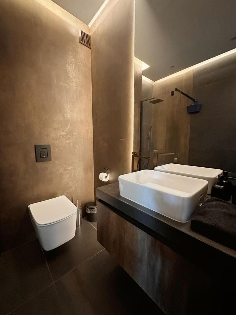 Toilet, Bathroom, Bath