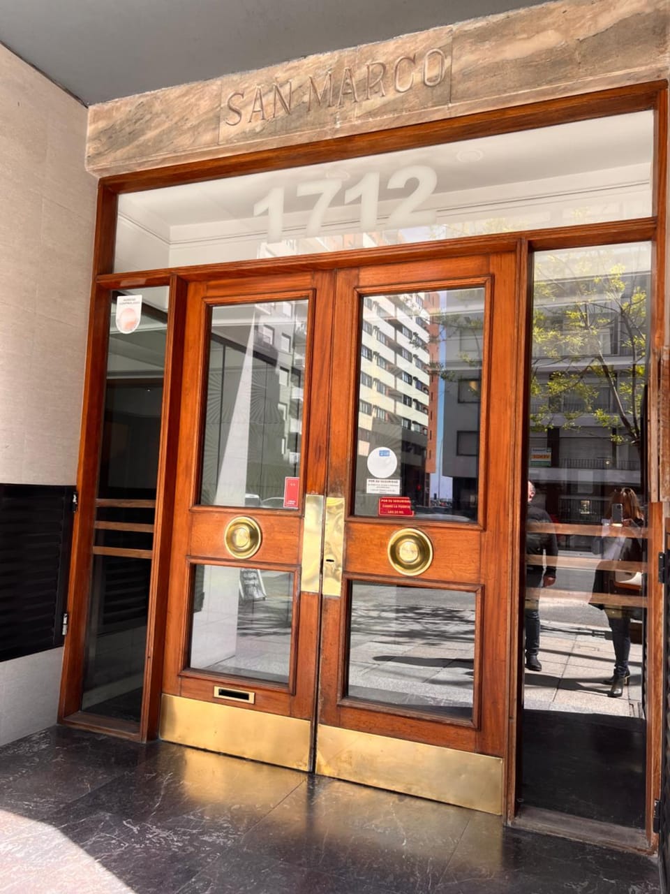Property building, Facade/entrance
