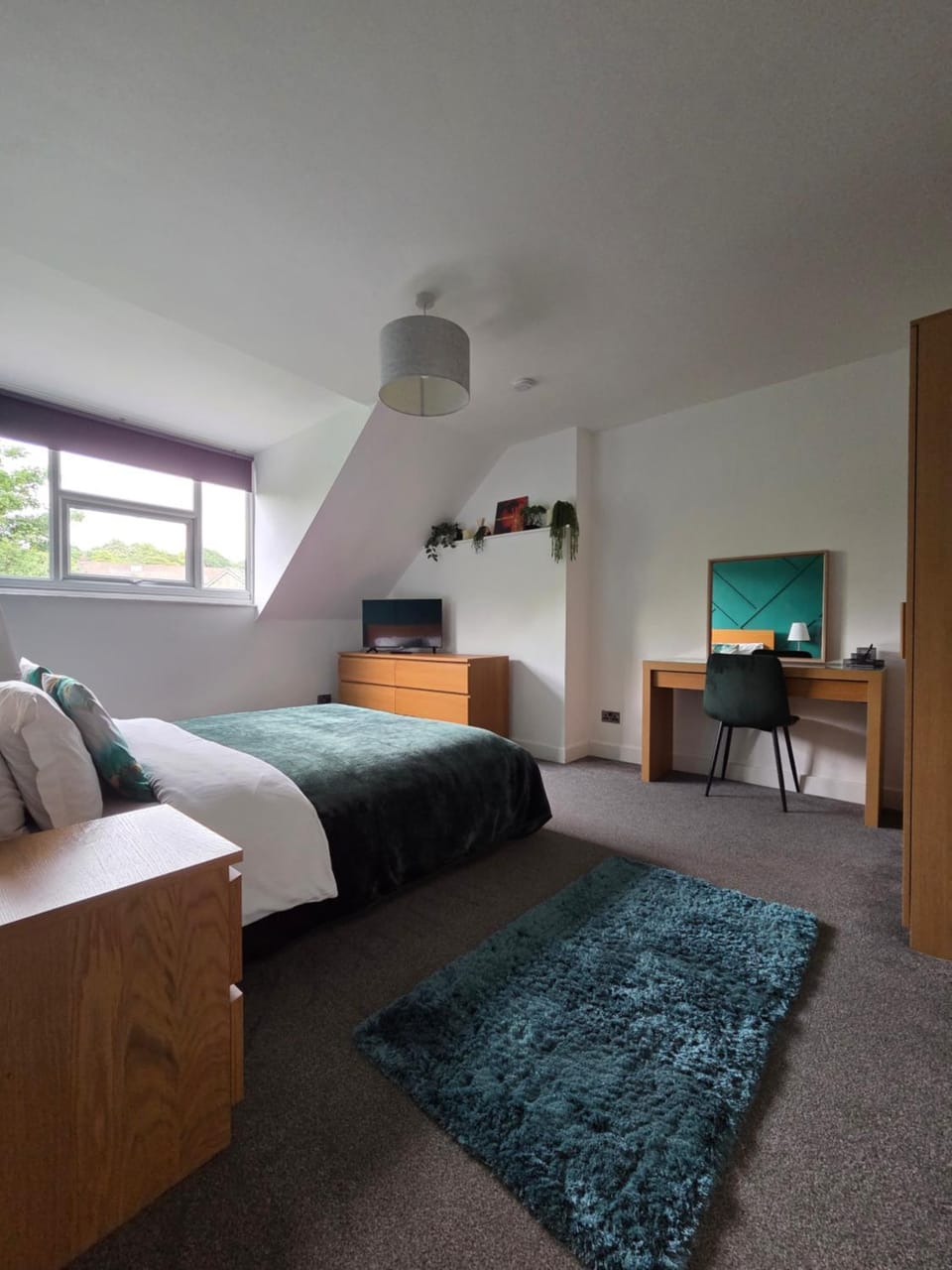 Bed, Bedroom