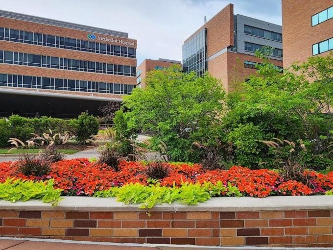 Nearby landmark, Spring, Day