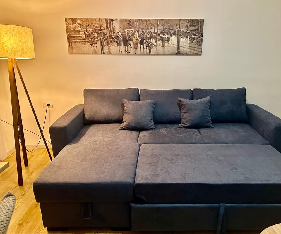 Cozy Center House Apartment in Tirana