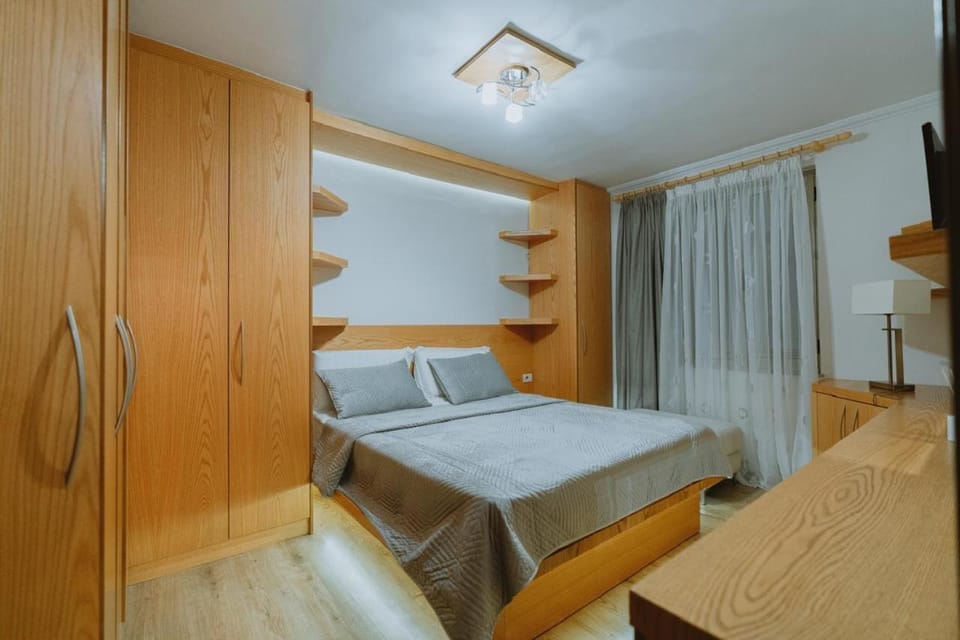 Bed, Photo of the whole room, Bedroom, wardrobe