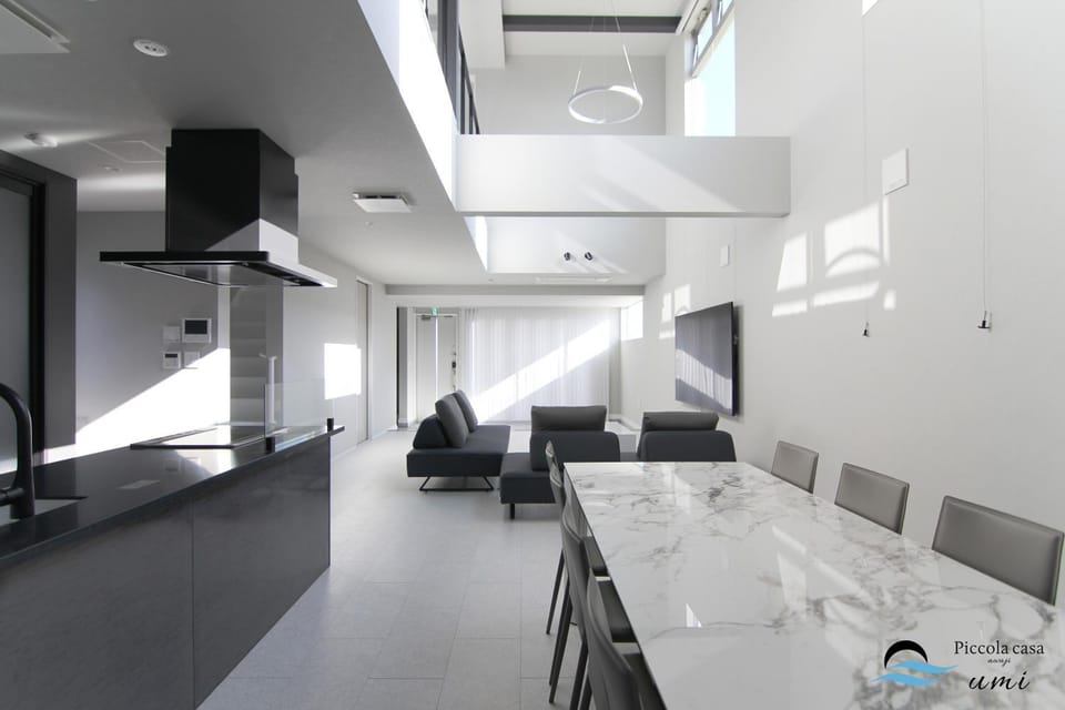 Communal lounge/ TV room, Kitchen or kitchenette, Living room, Diving, kitchen