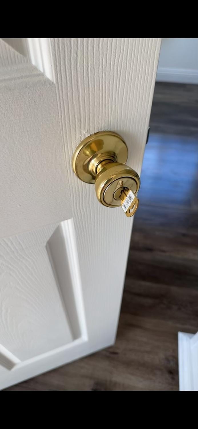 Pretty bedroom private bathroom Vacation rental in Hacienda Heights