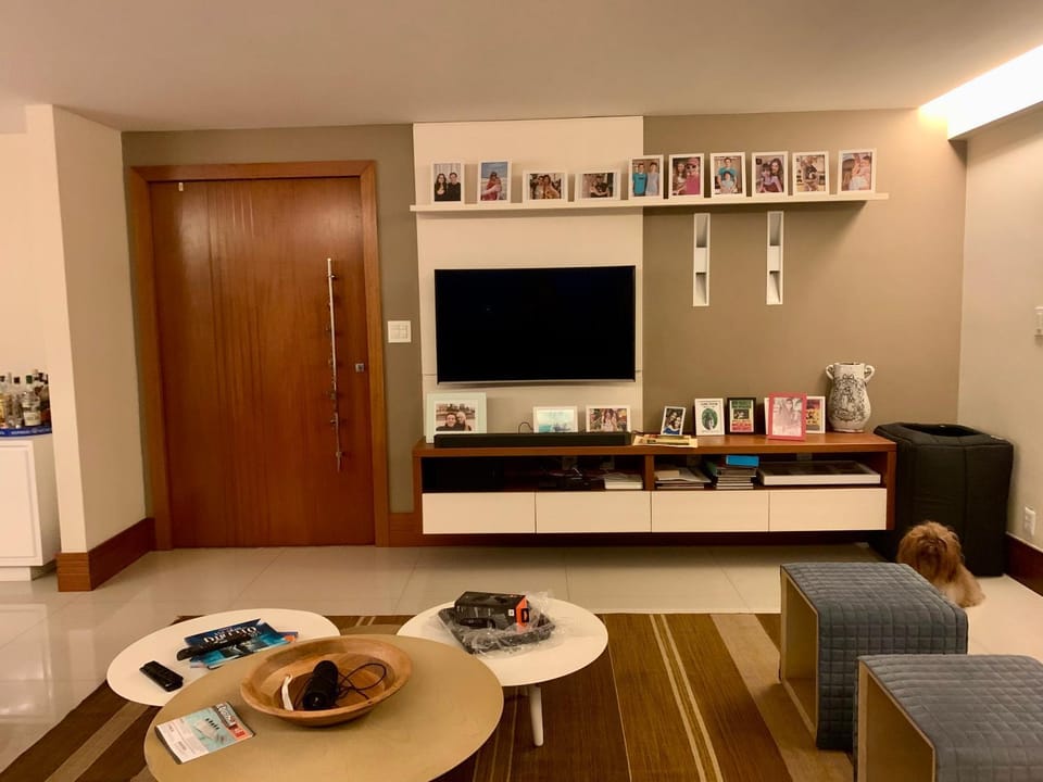 Communal lounge/ TV room, TV and multimedia, Living room, Seating area