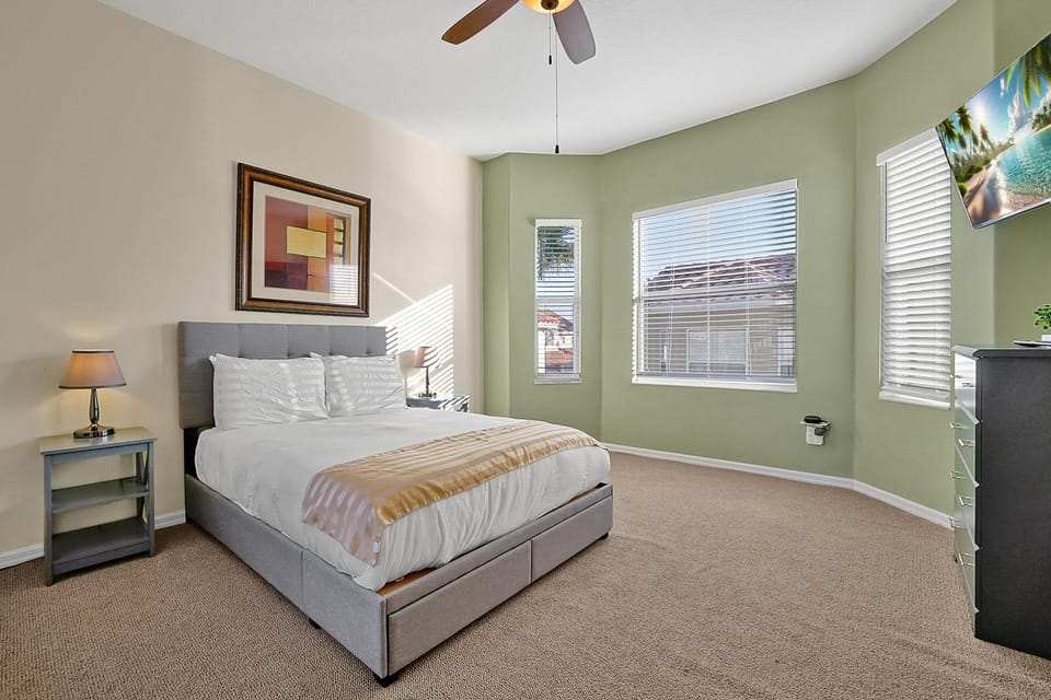 Tuscan Hills Home: Private Pool, Game Room& Near Disney House in Four Corners