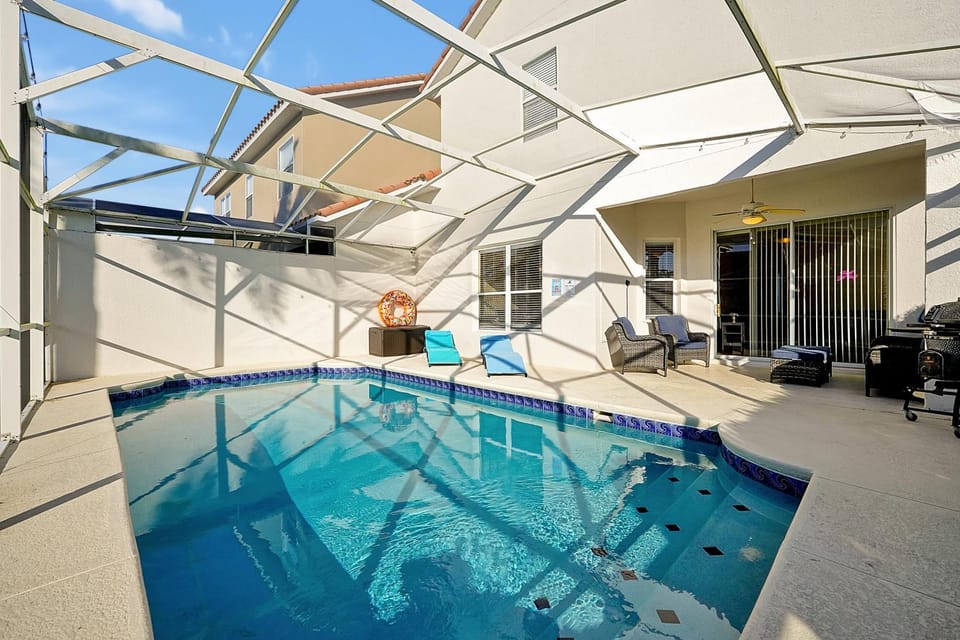 Tuscan Hills Home: Private Pool, Game Room& Near Disney House in Four Corners