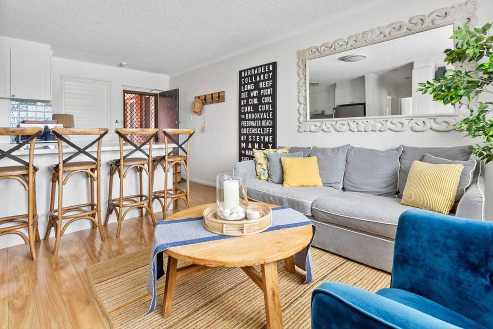 Living room, kitchen