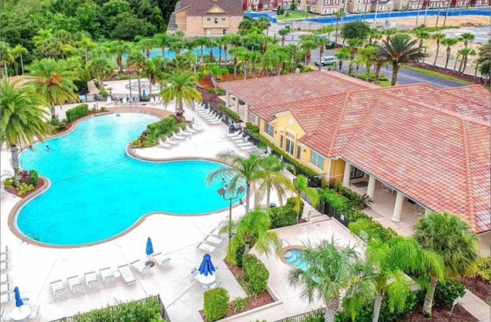 Oakwater Resort Home w/ Arcade & Pool Table - 15 Min to Disney House in Four Corners
