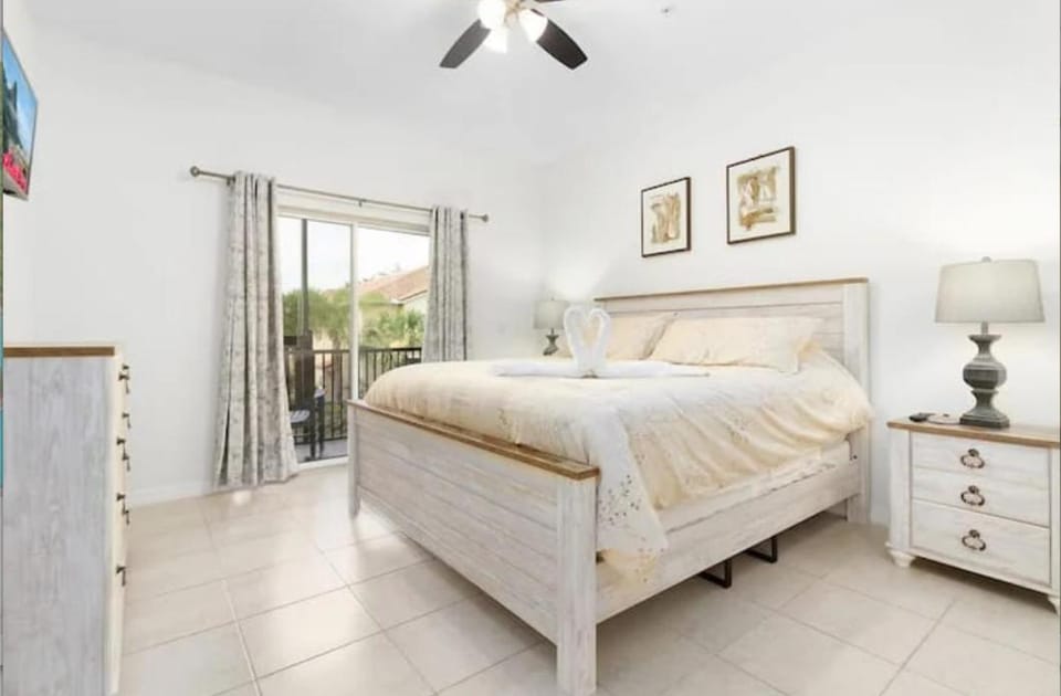 Oakwater Resort Home w/ Arcade & Pool Table - 15 Min to Disney House in Four Corners