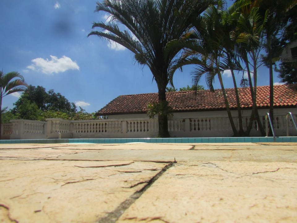 Property building, Day, Swimming pool