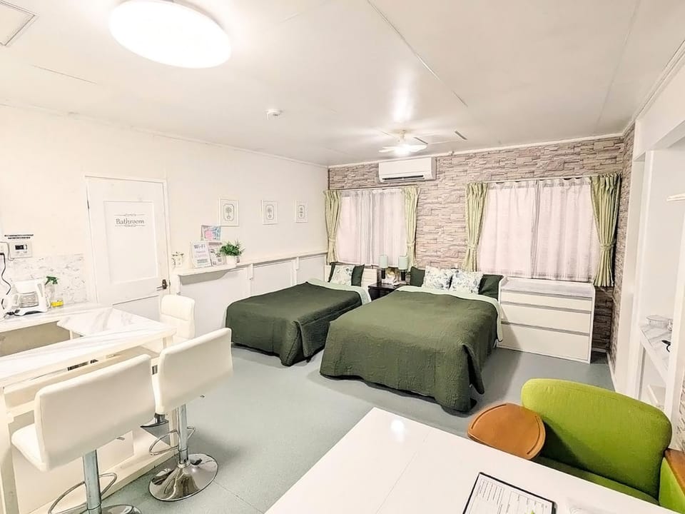 Bed, Living room, Photo of the whole room, Bedroom