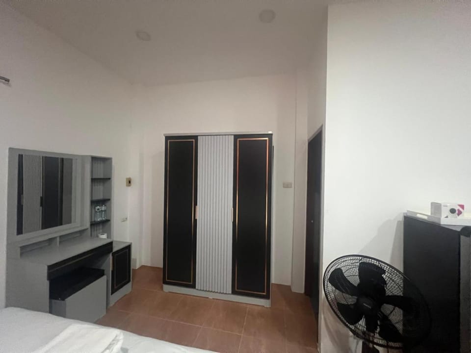Nine Blue 4 BD Villa Villa in Pattaya City