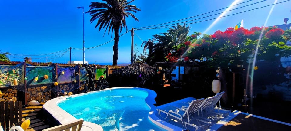 Garden, Balcony/Terrace, Swimming pool