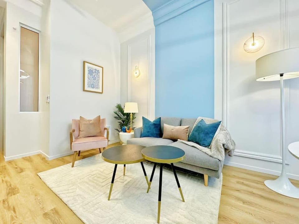 Modern Elegance - CBD Luxury 1BR on Central Queen St Apartment in Auckland