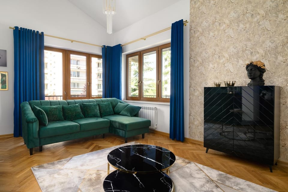 Living room, Seating area, flat iron
