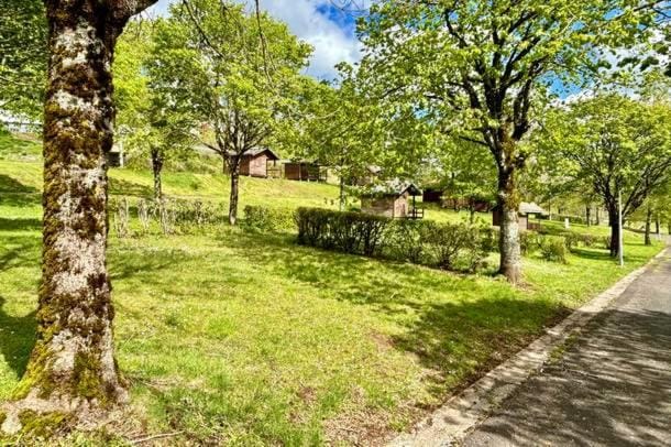 Camping Onlycamp Le Pioulat Campground/ 
RV Resort in Auvergne-Rhône-Alpes