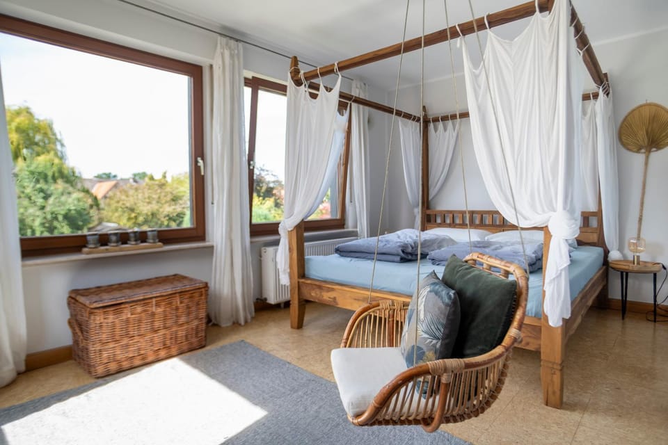 Heimathafen Hannover- Big House with swimmingpool, sauna and garden Apartment in Hanover