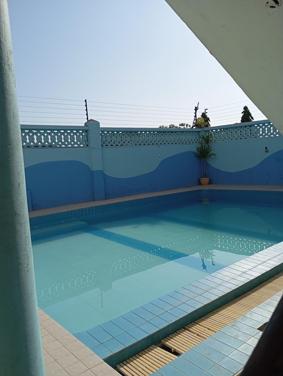 Swimming pool, Swimming pool