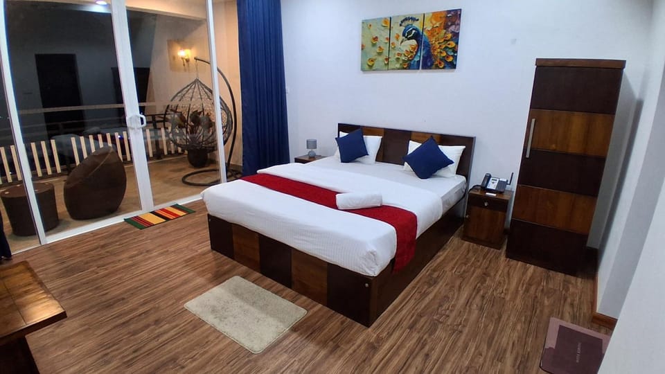 Wooton Peak Resort Hotel in Central Province